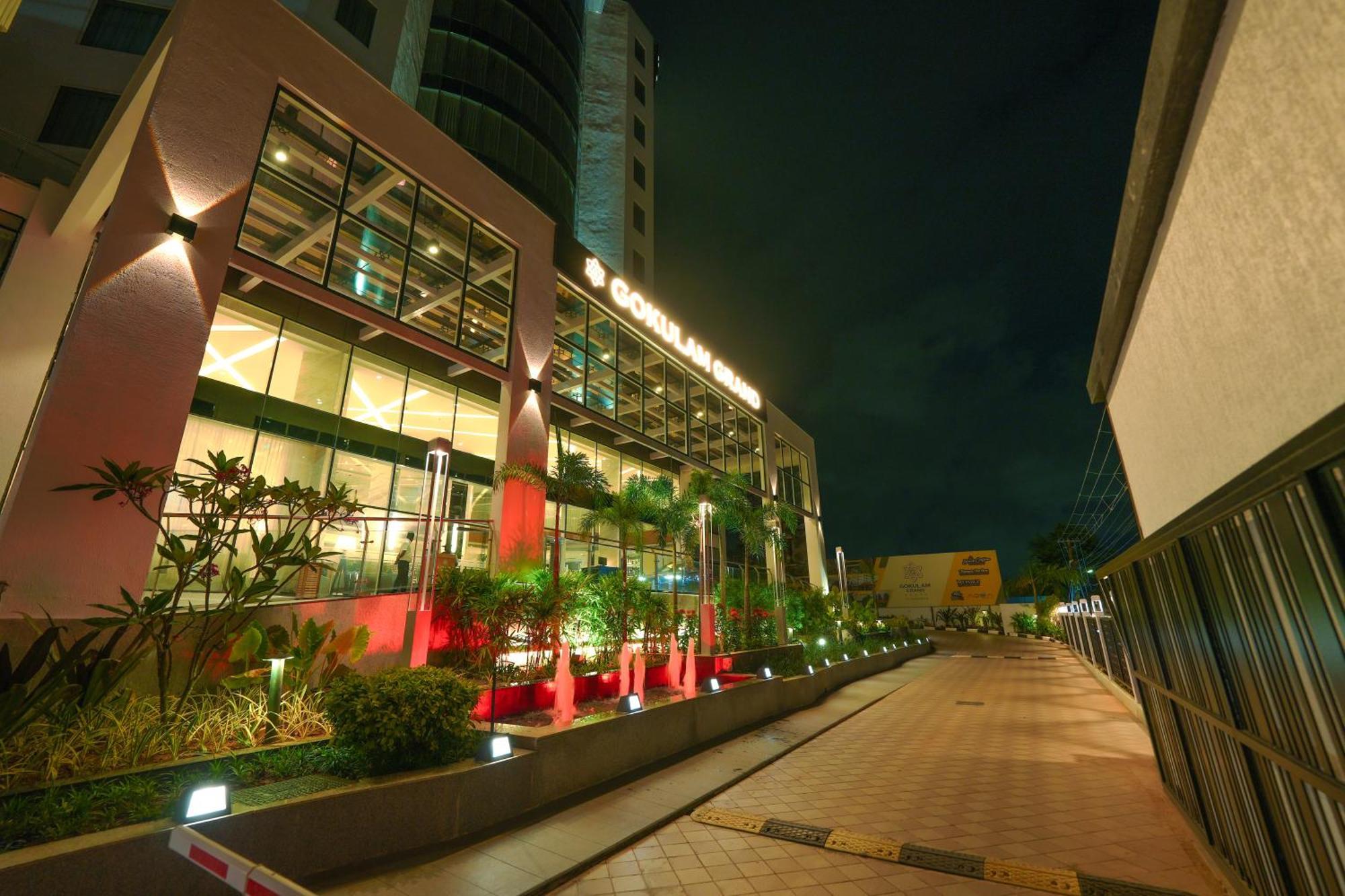 Gokulam Grand Trivandrum トリバンドラム エクステリア 写真